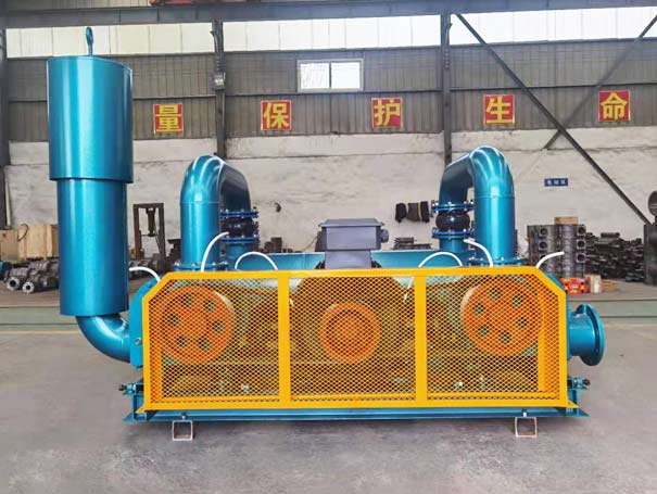 雙級(jí)串聯(lián)羅茨風(fēng)機(jī) 雙級(jí)串聯(lián)羅茨風(fēng)機(jī)