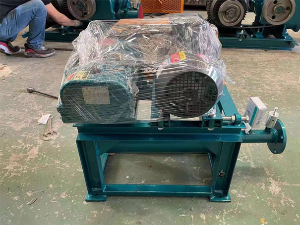 密集型羅茨鼓風(fēng)機(jī) 發(fā)貨江蘇xqssr50密集型羅茨鼓風(fēng)機(jī)2臺(圖1)